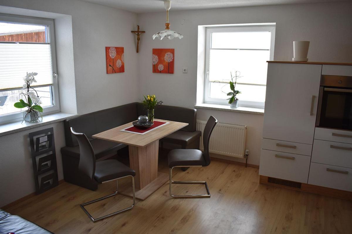 ארצל אים פלאצטל Appartement Am Berg מראה חיצוני תמונה